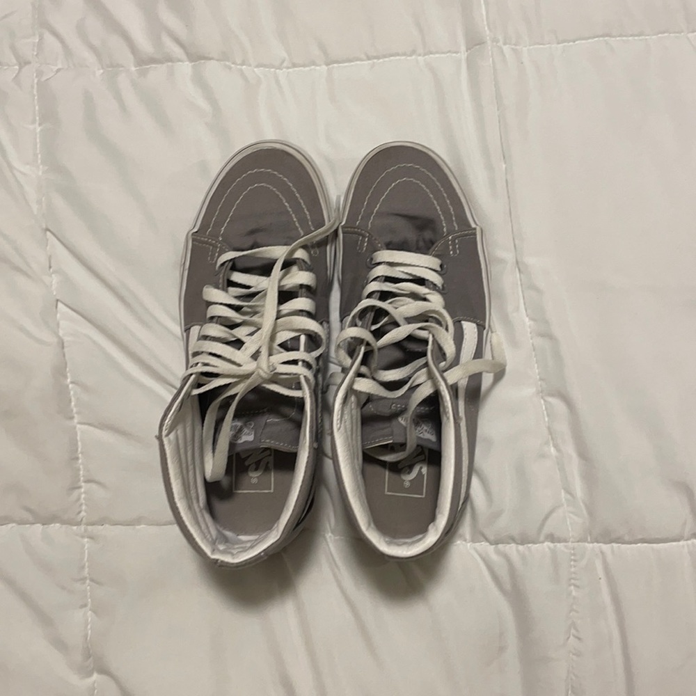 grey vans